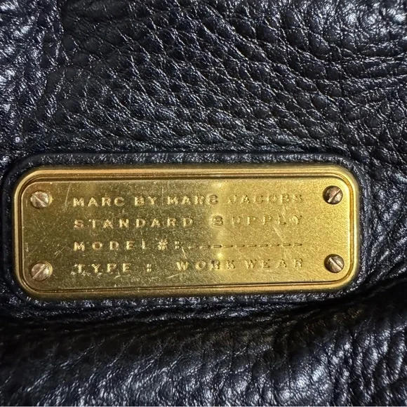 Marc by Marc Jacobs Pebbled Shoulder Bag in Black